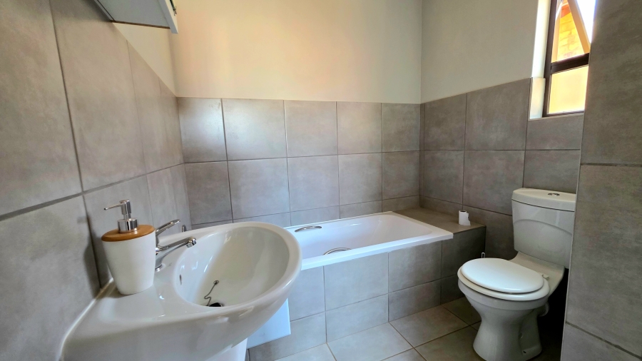 4 Bedroom Property for Sale in Willow Park Manor Gauteng