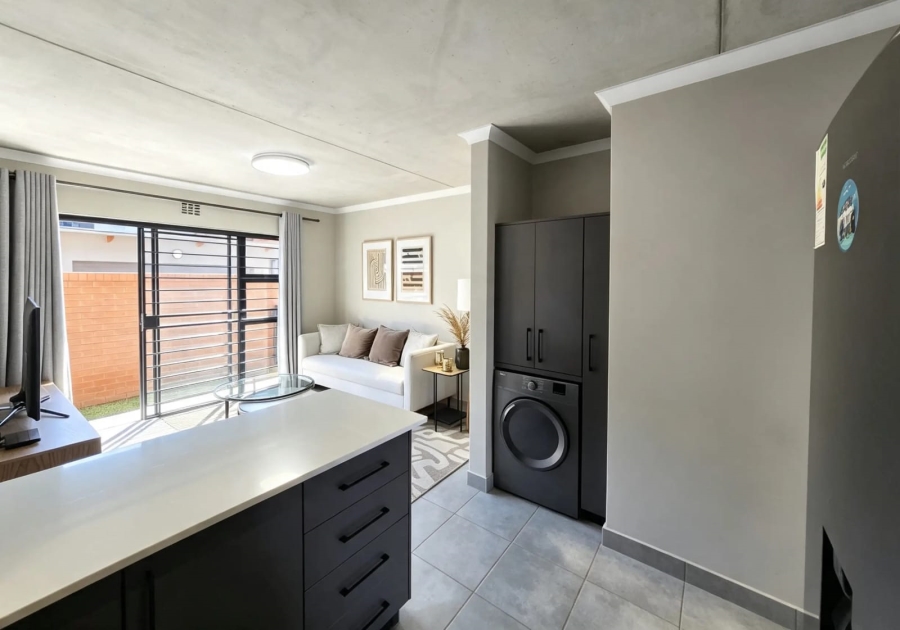 2 Bedroom Property for Sale in Sinoville Gauteng