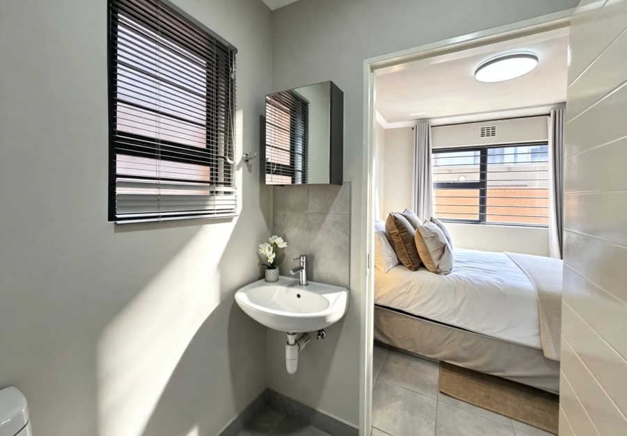 2 Bedroom Property for Sale in Sinoville Gauteng