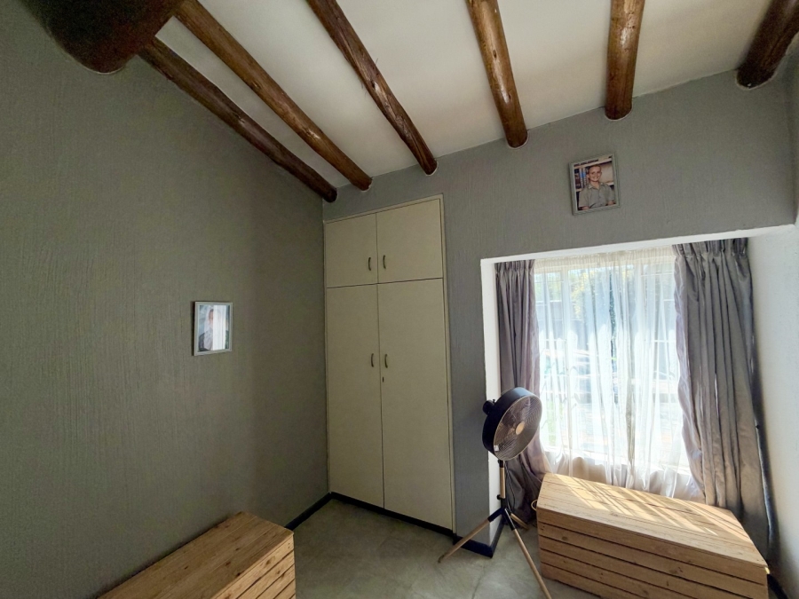 4 Bedroom Property for Sale in Garsfontein Gauteng