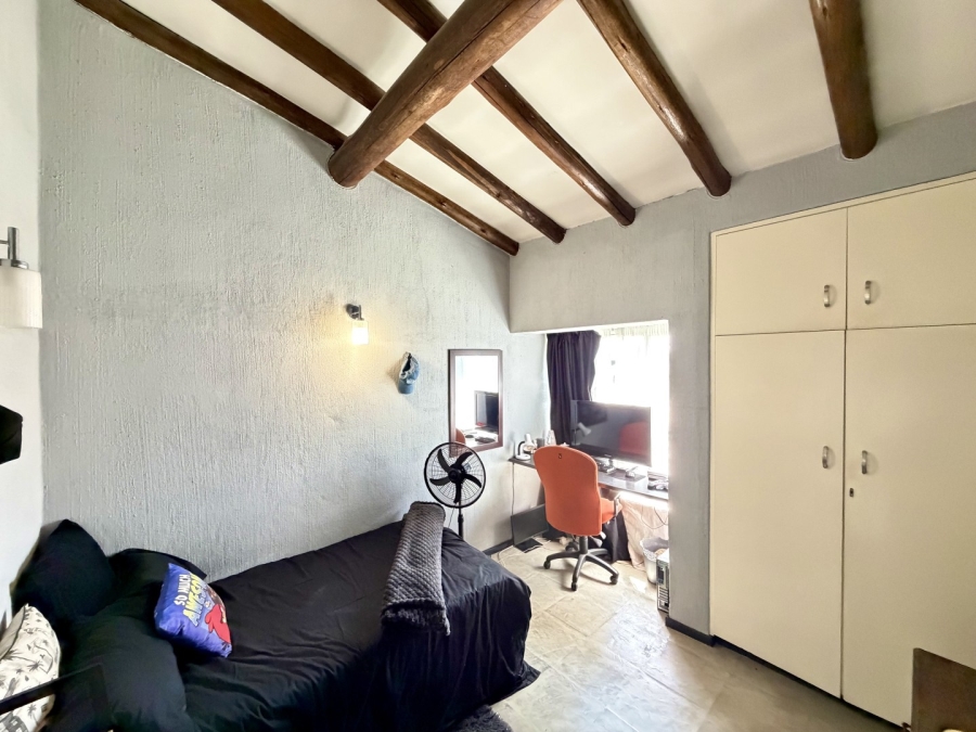 4 Bedroom Property for Sale in Garsfontein Gauteng