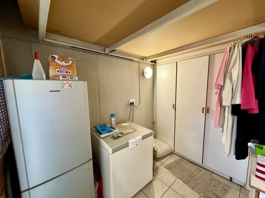4 Bedroom Property for Sale in Garsfontein Gauteng