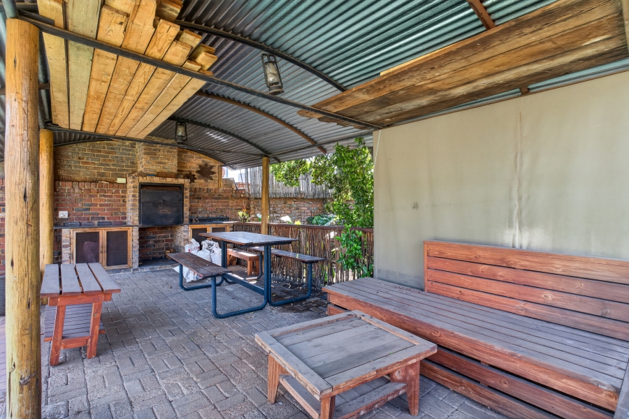 3 Bedroom Property for Sale in Villieria Gauteng
