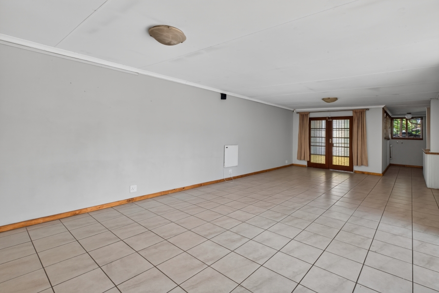 3 Bedroom Property for Sale in Villieria Gauteng