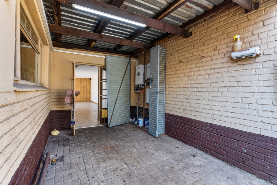 3 Bedroom Property for Sale in Villieria Gauteng