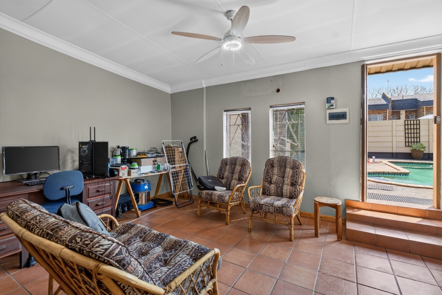 3 Bedroom Property for Sale in Villieria Gauteng