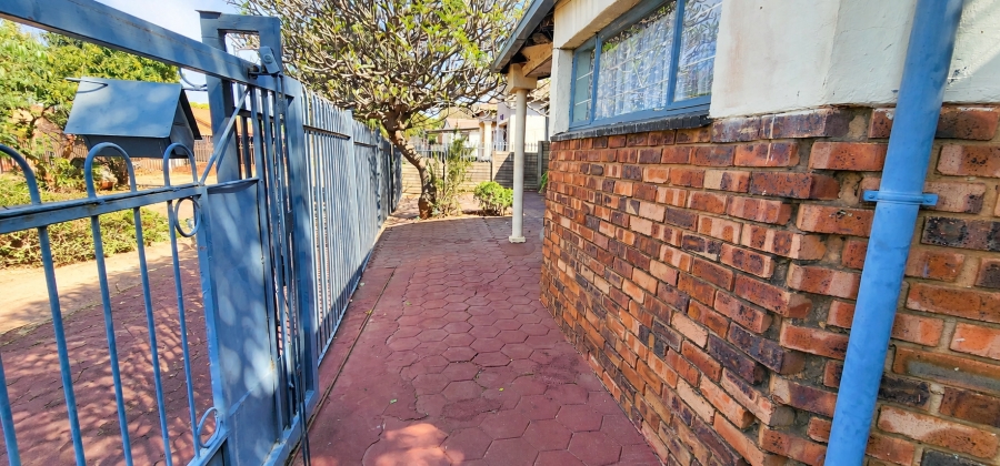 3 Bedroom Property for Sale in Philip Nel Park Gauteng