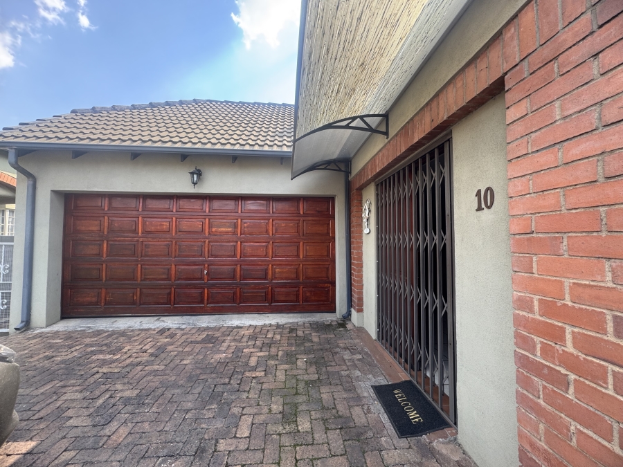 3 Bedroom Property for Sale in Denlee Gauteng