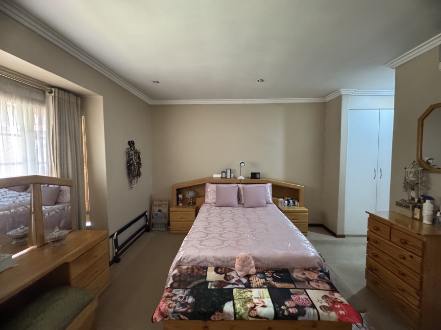 3 Bedroom Property for Sale in Denlee Gauteng