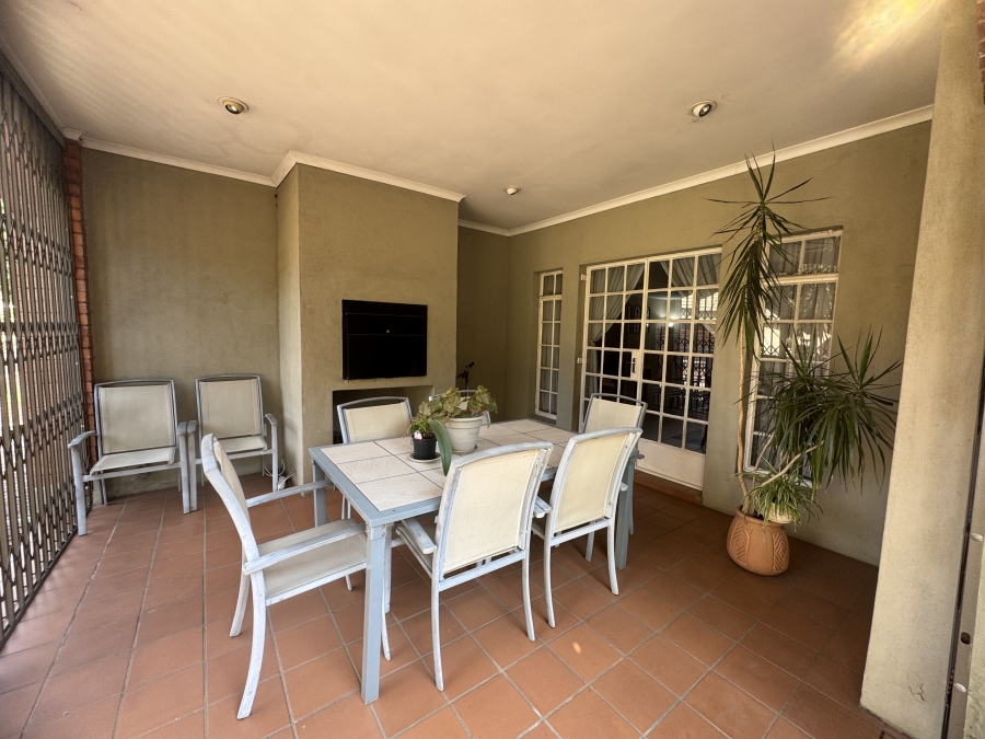 3 Bedroom Property for Sale in Denlee Gauteng