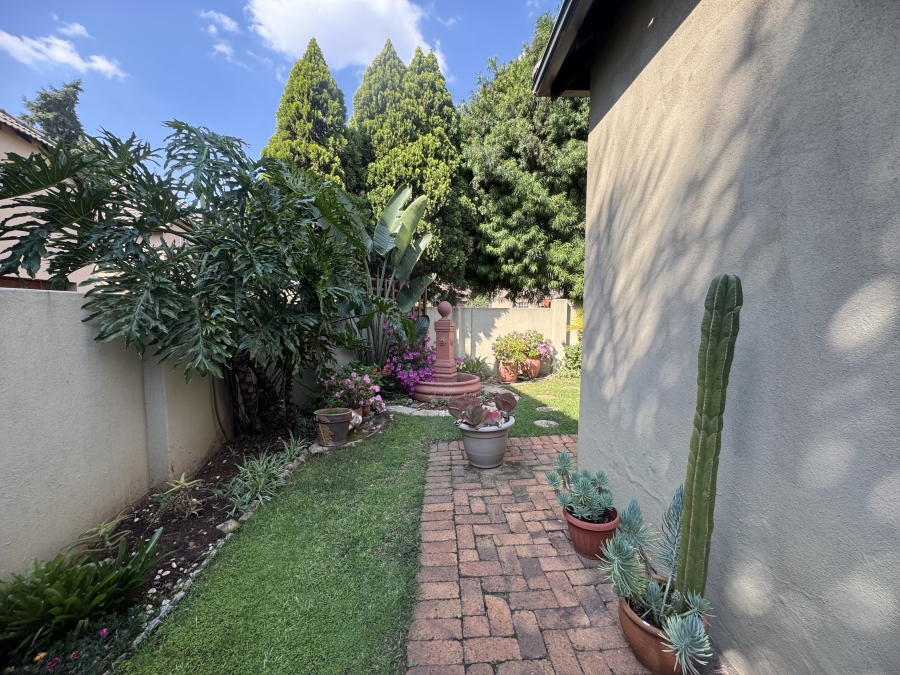 3 Bedroom Property for Sale in Denlee Gauteng