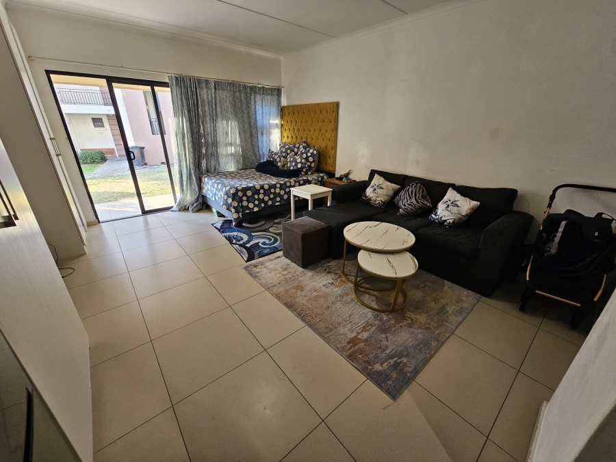 To Let 0 Bedroom Property for Rent in Fourways Gardens Gauteng