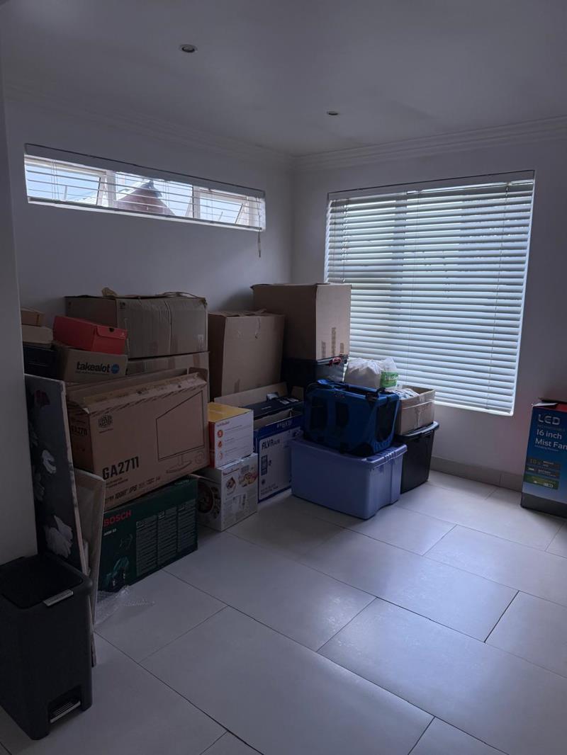 To Let 4 Bedroom Property for Rent in Bryanston East Gauteng