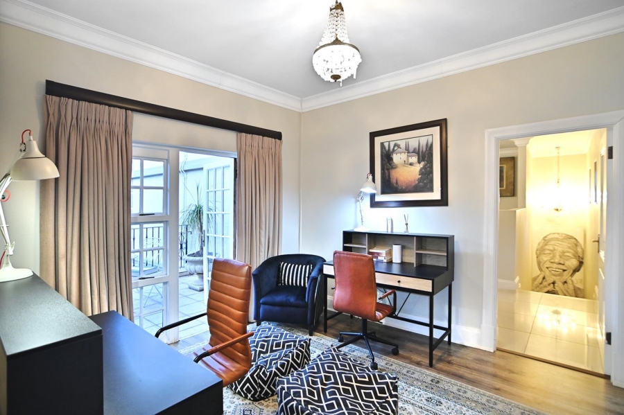 To Let 5 Bedroom Property for Rent in Hyde Park Gauteng