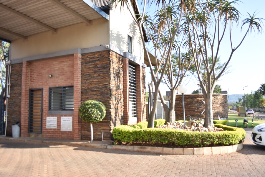 2 Bedroom Property for Sale in Andeon Gauteng