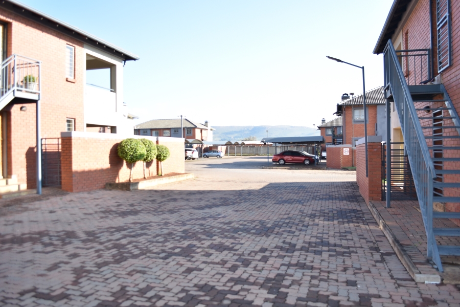 2 Bedroom Property for Sale in Andeon Gauteng