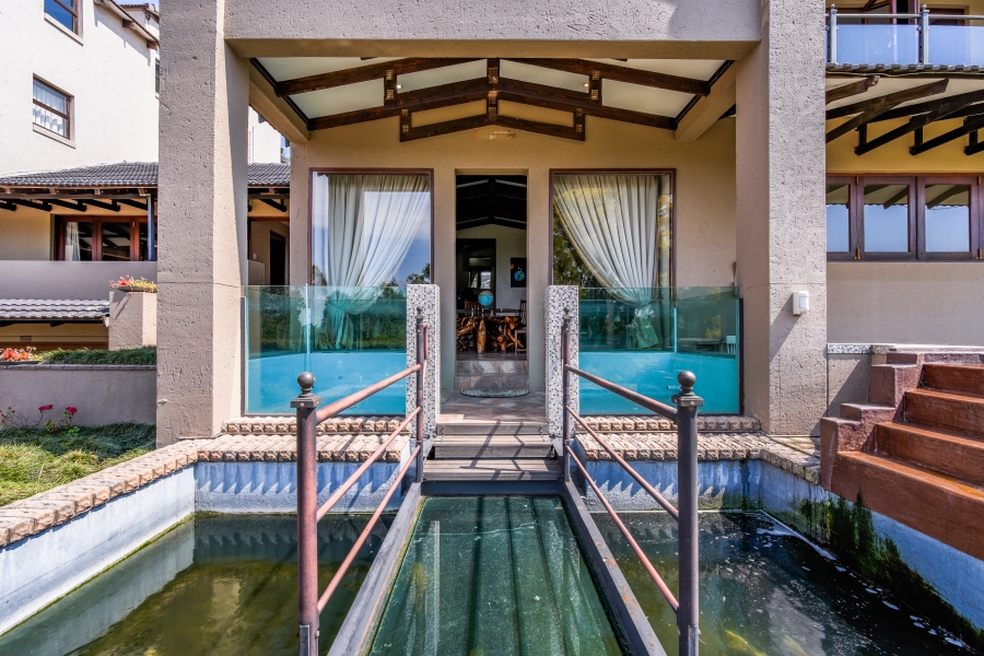 9 Bedroom Property for Sale in Waterkloof Ridge Gauteng