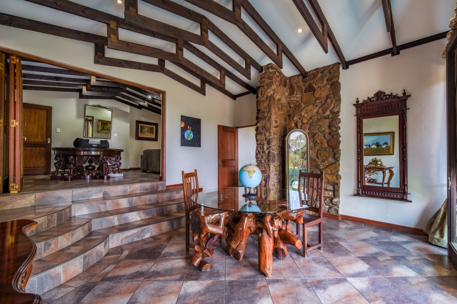 9 Bedroom Property for Sale in Waterkloof Ridge Gauteng