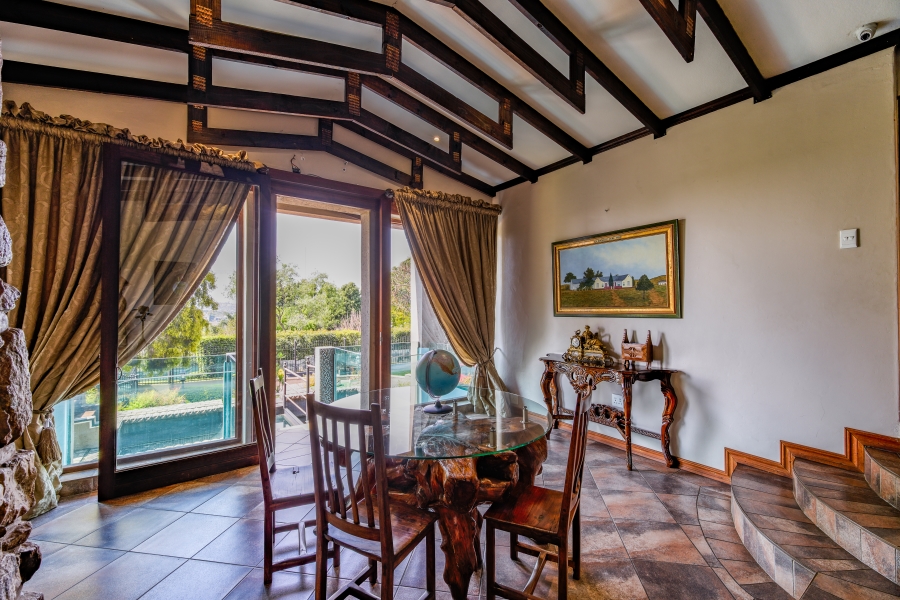 9 Bedroom Property for Sale in Waterkloof Ridge Gauteng
