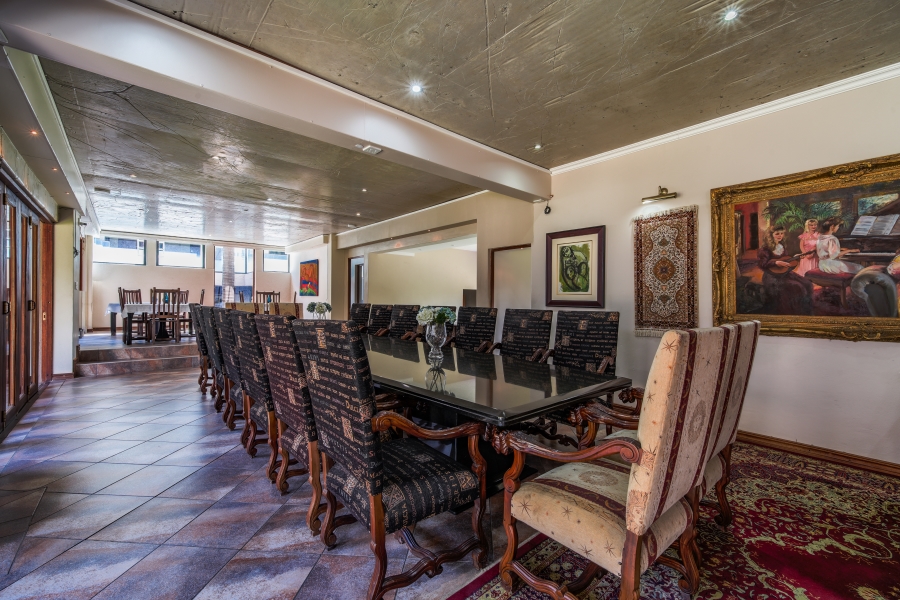 9 Bedroom Property for Sale in Waterkloof Ridge Gauteng