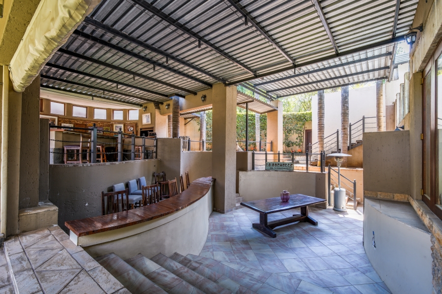9 Bedroom Property for Sale in Waterkloof Ridge Gauteng