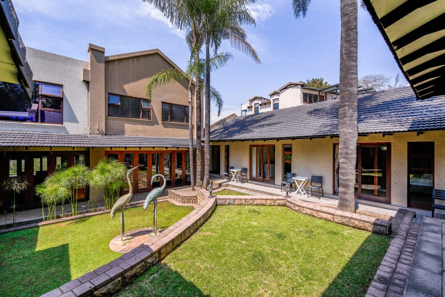9 Bedroom Property for Sale in Waterkloof Ridge Gauteng