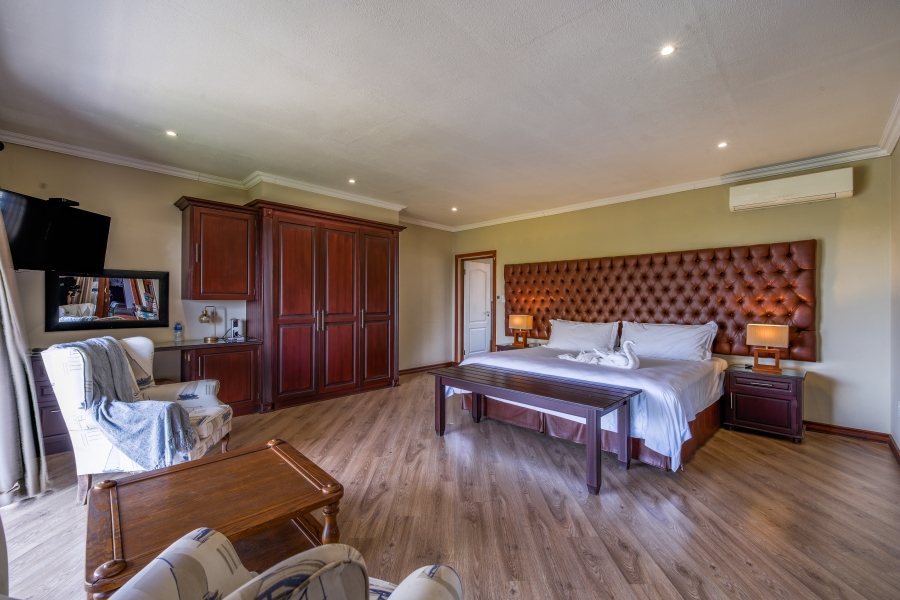 9 Bedroom Property for Sale in Waterkloof Ridge Gauteng