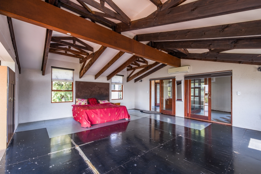 9 Bedroom Property for Sale in Waterkloof Ridge Gauteng