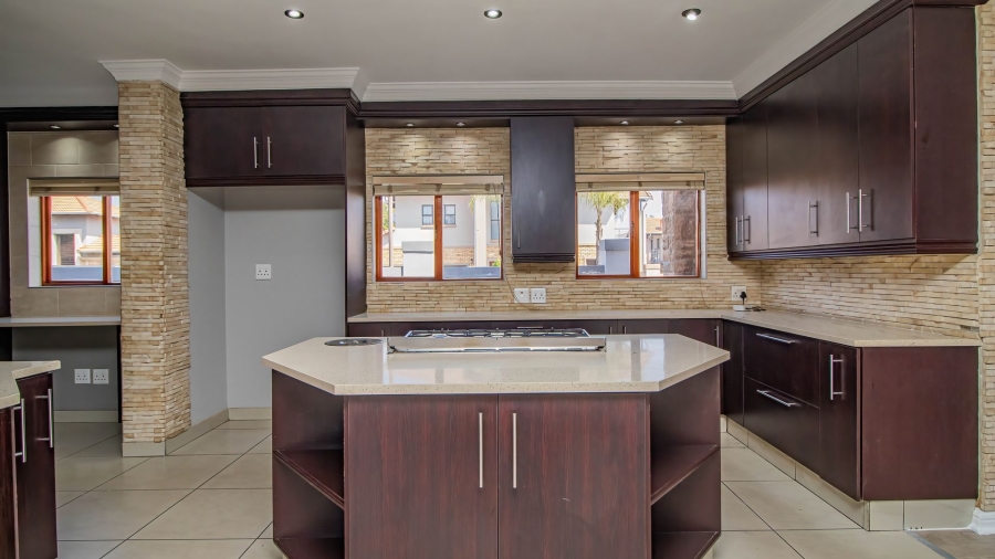 3 Bedroom Property for Sale in Rynfield Gauteng