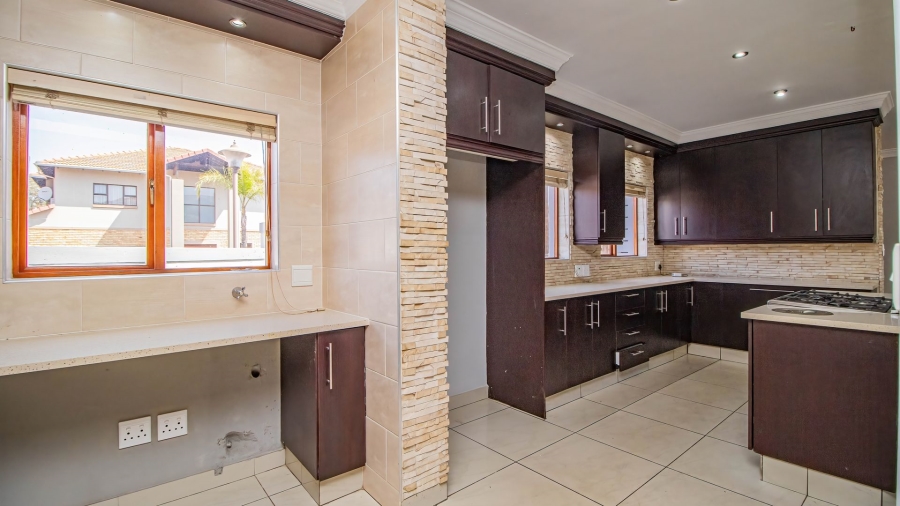 3 Bedroom Property for Sale in Rynfield Gauteng