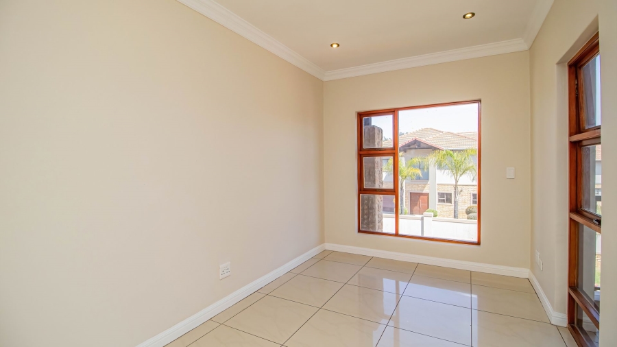 3 Bedroom Property for Sale in Rynfield Gauteng