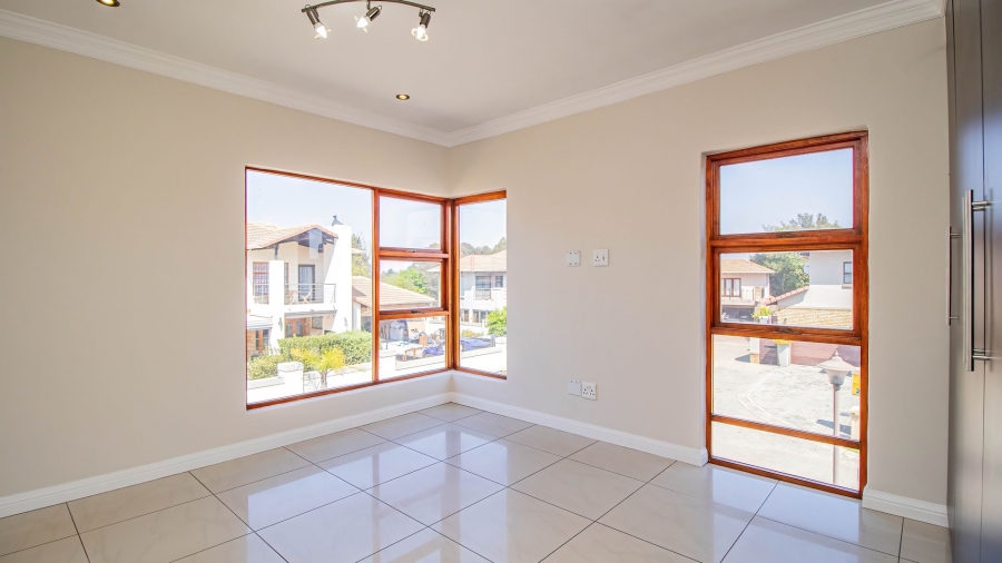 3 Bedroom Property for Sale in Rynfield Gauteng