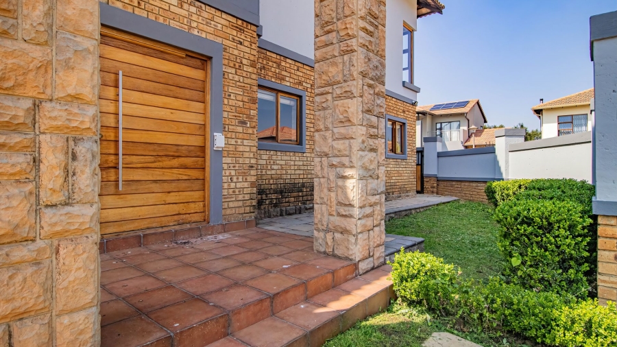 3 Bedroom Property for Sale in Rynfield Gauteng