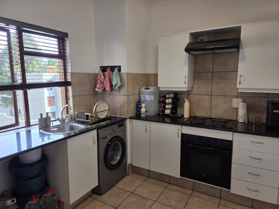 To Let 2 Bedroom Property for Rent in Morningside Gauteng