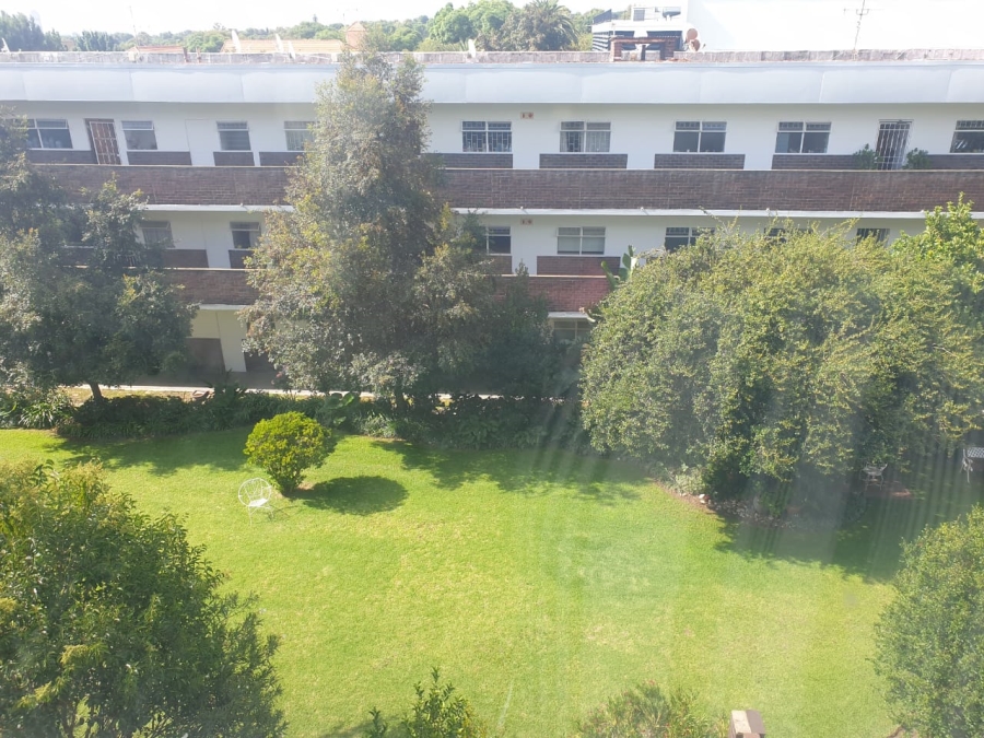 2 Bedroom Property for Sale in Orchards Gauteng