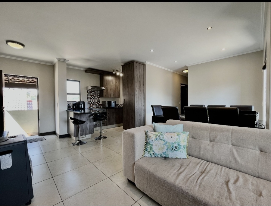 2 Bedroom Property for Sale in Willaway Gauteng