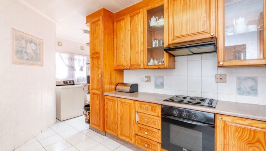3 Bedroom Property for Sale in Birchleigh North Gauteng
