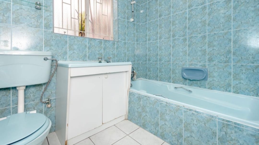 3 Bedroom Property for Sale in Birchleigh North Gauteng