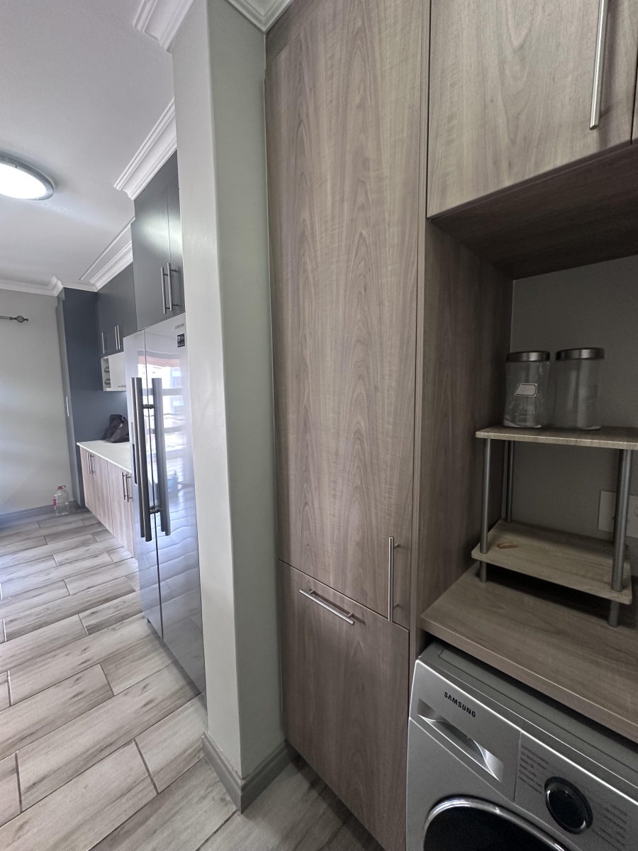 3 Bedroom Property for Sale in Carlswald Estate Gauteng