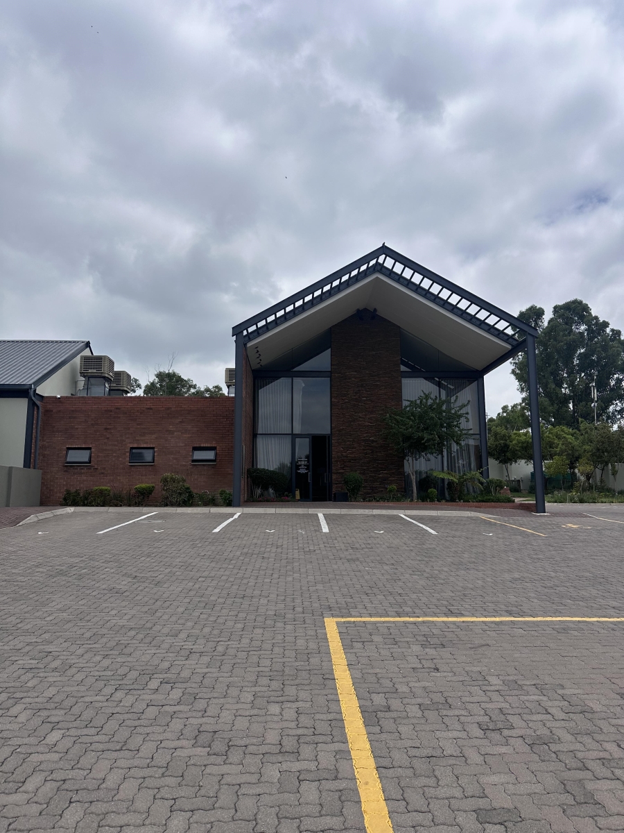 3 Bedroom Property for Sale in Carlswald Estate Gauteng