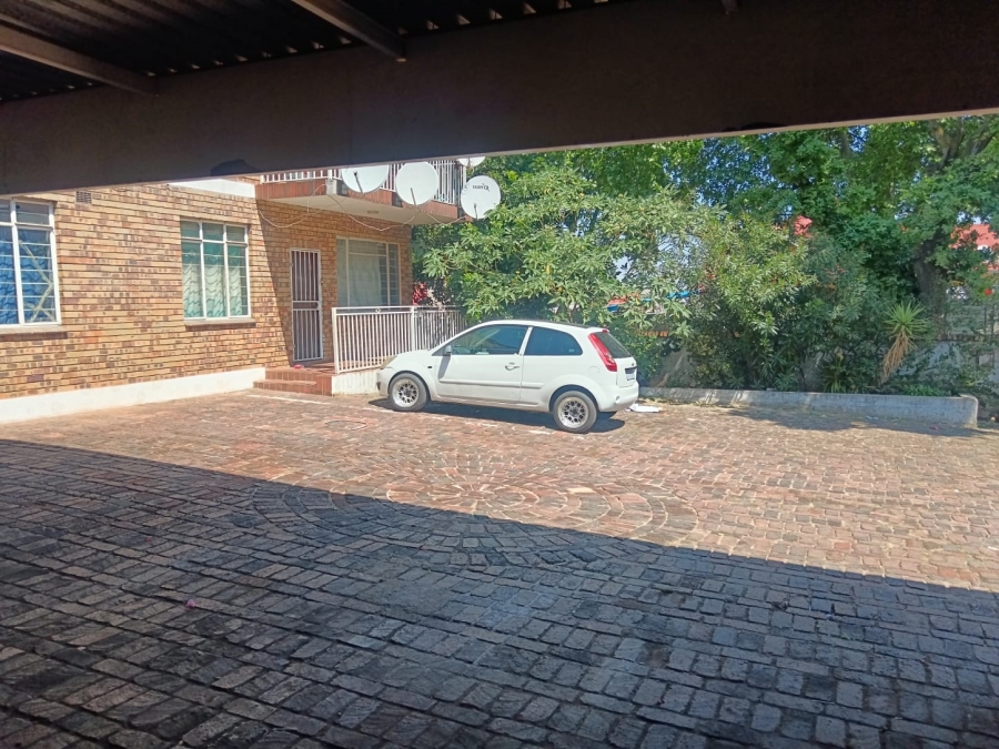 16 Bedroom Property for Sale in Jeppestown Gauteng