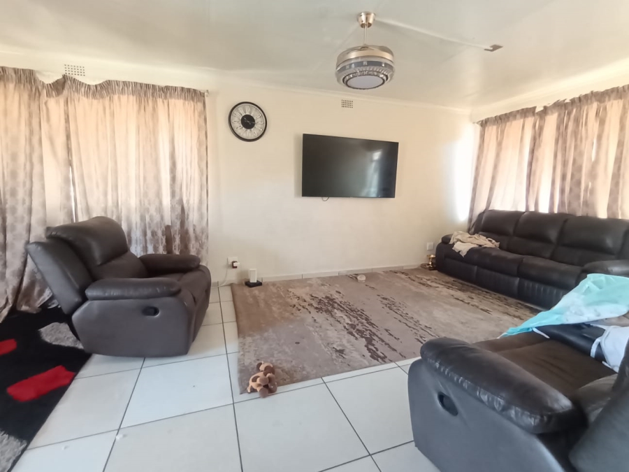16 Bedroom Property for Sale in Jeppestown Gauteng