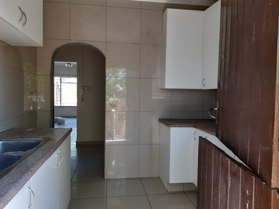 To Let 3 Bedroom Property for Rent in Edendale Gauteng