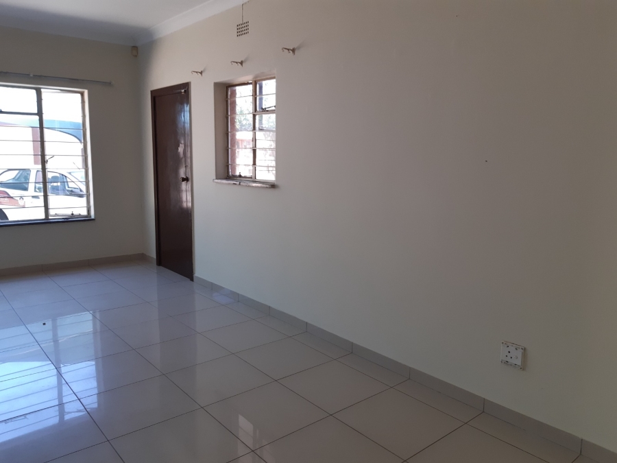 To Let 3 Bedroom Property for Rent in Edendale Gauteng