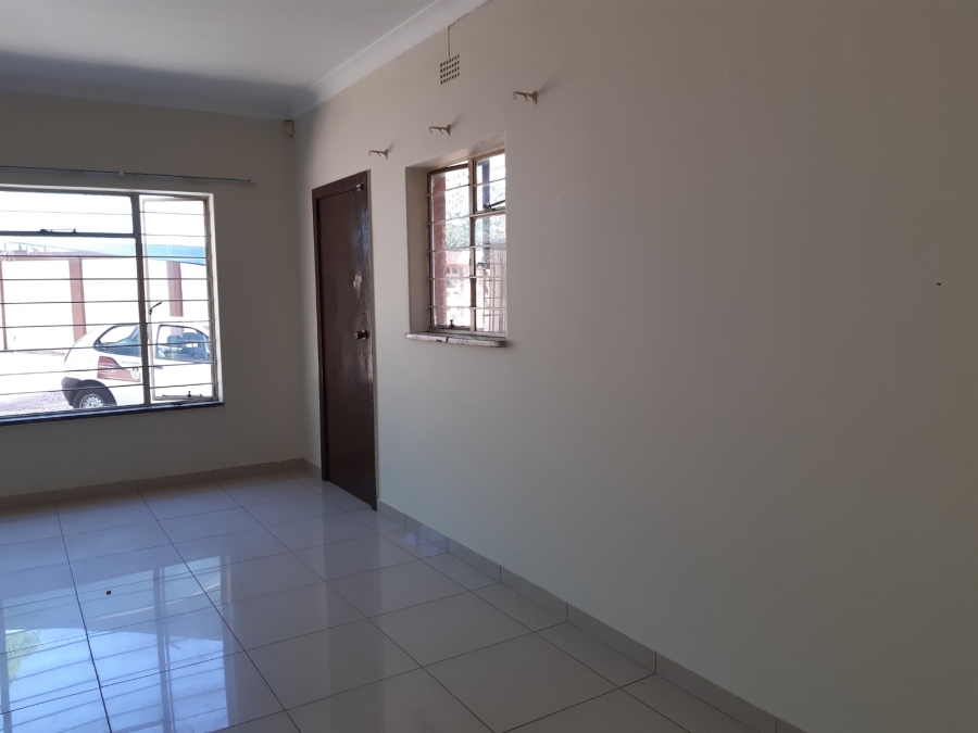 To Let 3 Bedroom Property for Rent in Edendale Gauteng