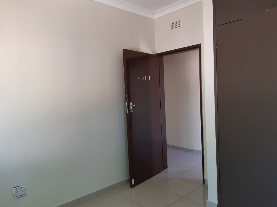 To Let 3 Bedroom Property for Rent in Edendale Gauteng