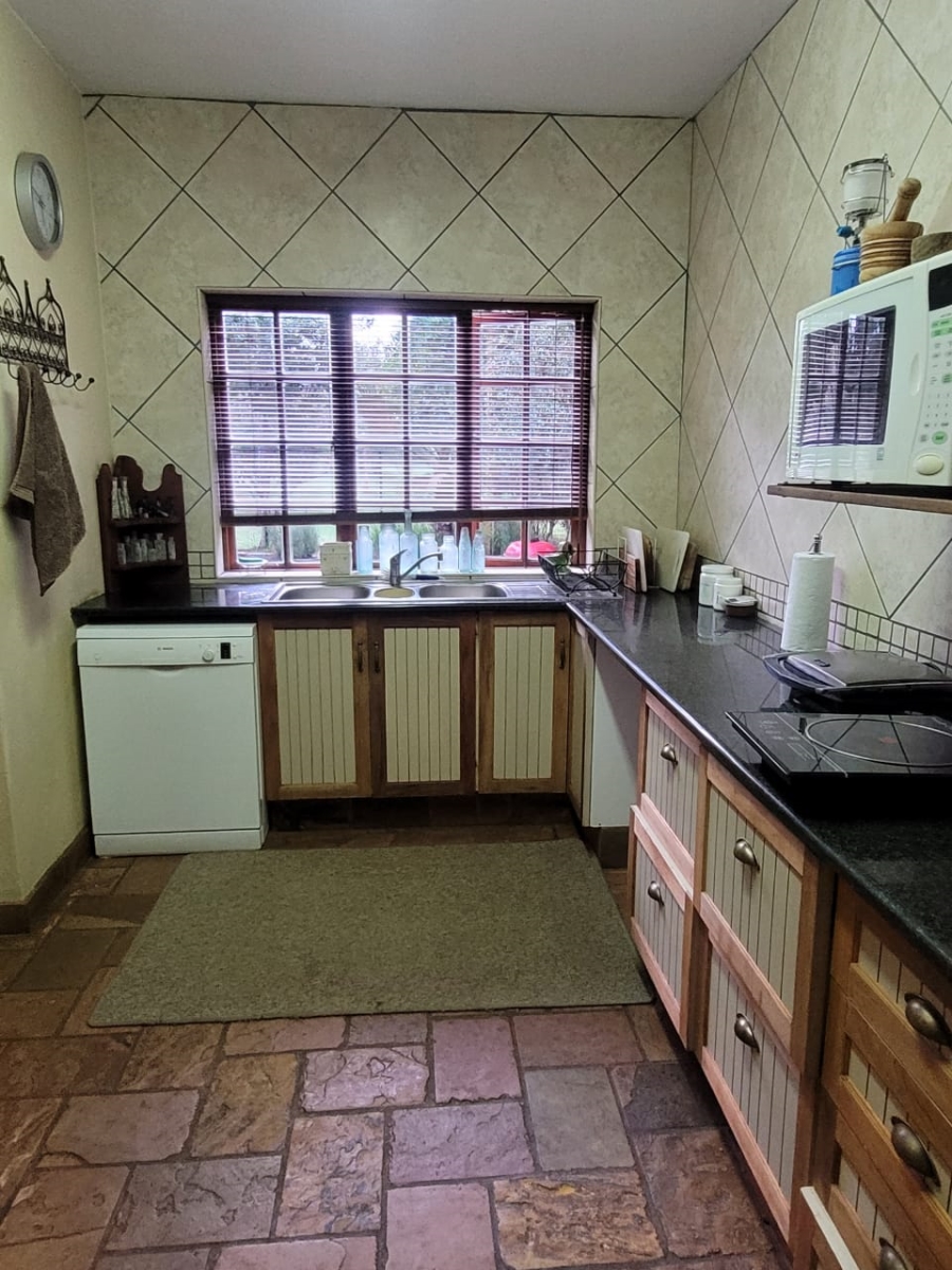 4 Bedroom Property for Sale in Kameelfontein Gauteng