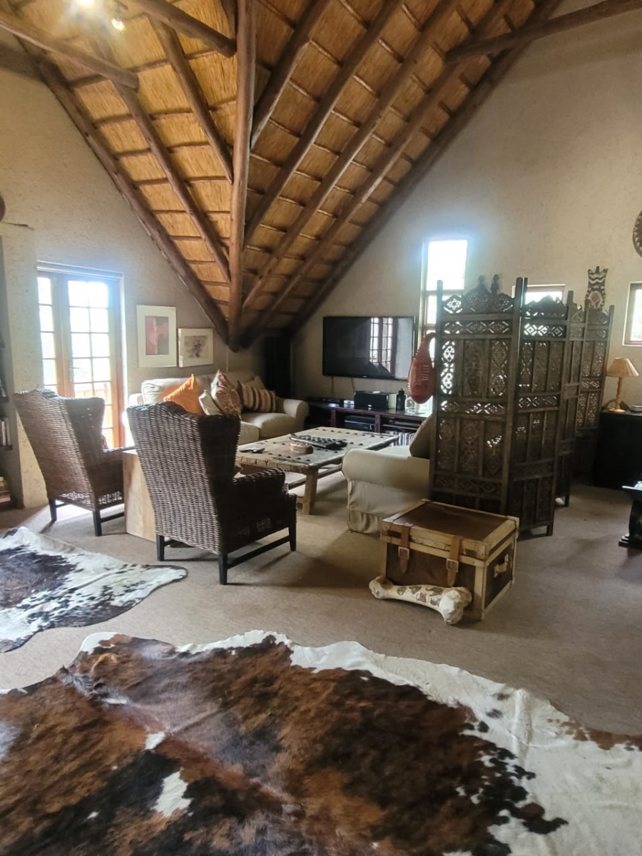 4 Bedroom Property for Sale in Kameelfontein Gauteng