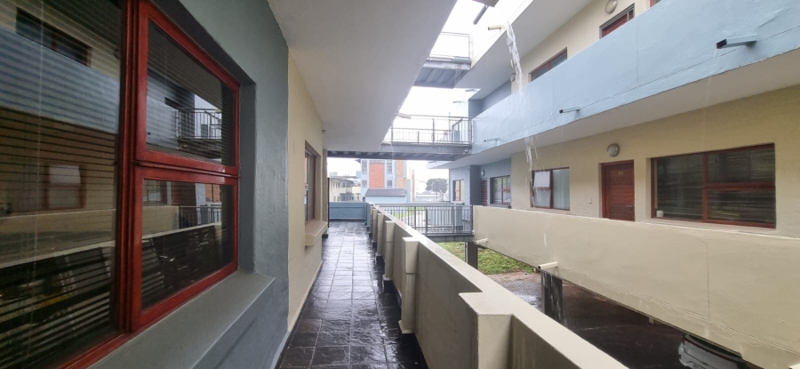 To Let 2 Bedroom Property for Rent in Midridge Park Gauteng