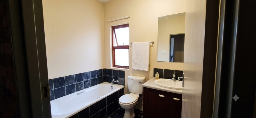 To Let 2 Bedroom Property for Rent in Midridge Park Gauteng